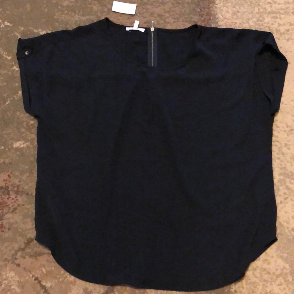 Delton Solid Zipper Back Blouse XL
